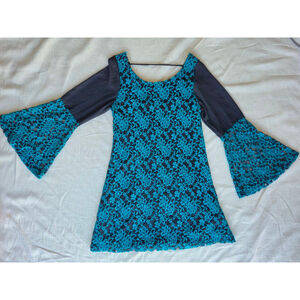 Black and Teal Floral Pattern Lace Embroidered Mini Dress Bell Sleeve Small NWT
